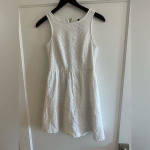 Adorable white Kenzie dress. Size small